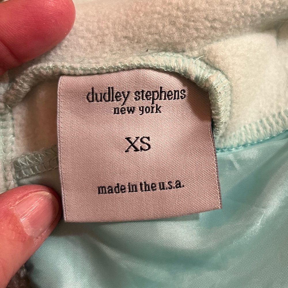 LAST CHANCE | Dudley Stephens Vello Fleece Cobble Hill Turtleneck in Mint Green - Picture 5 of 8